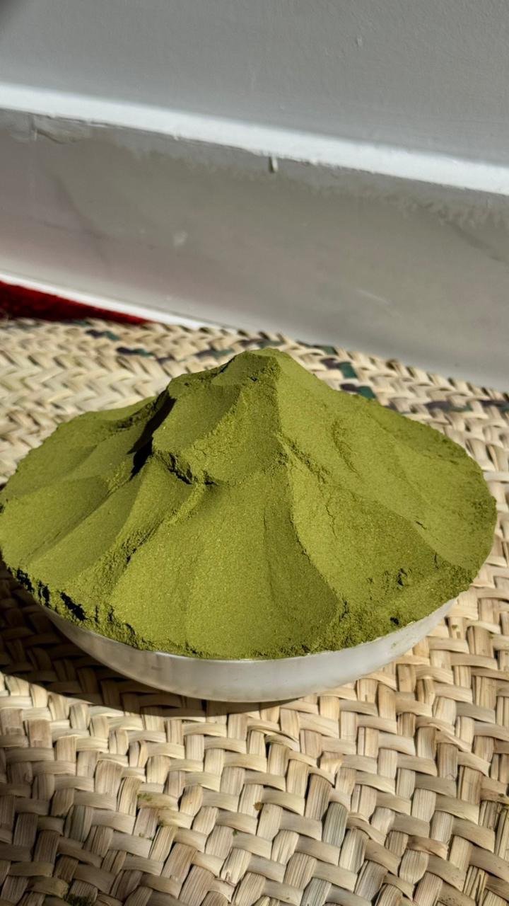 أعشاب طازجة